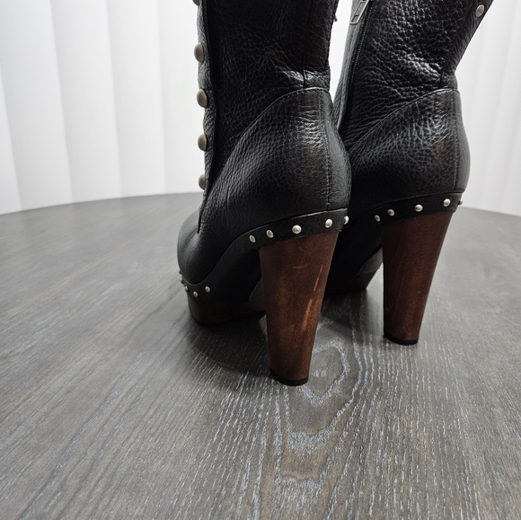 Women's Cosima Ugg Studded Boots - Picture 5 of 9